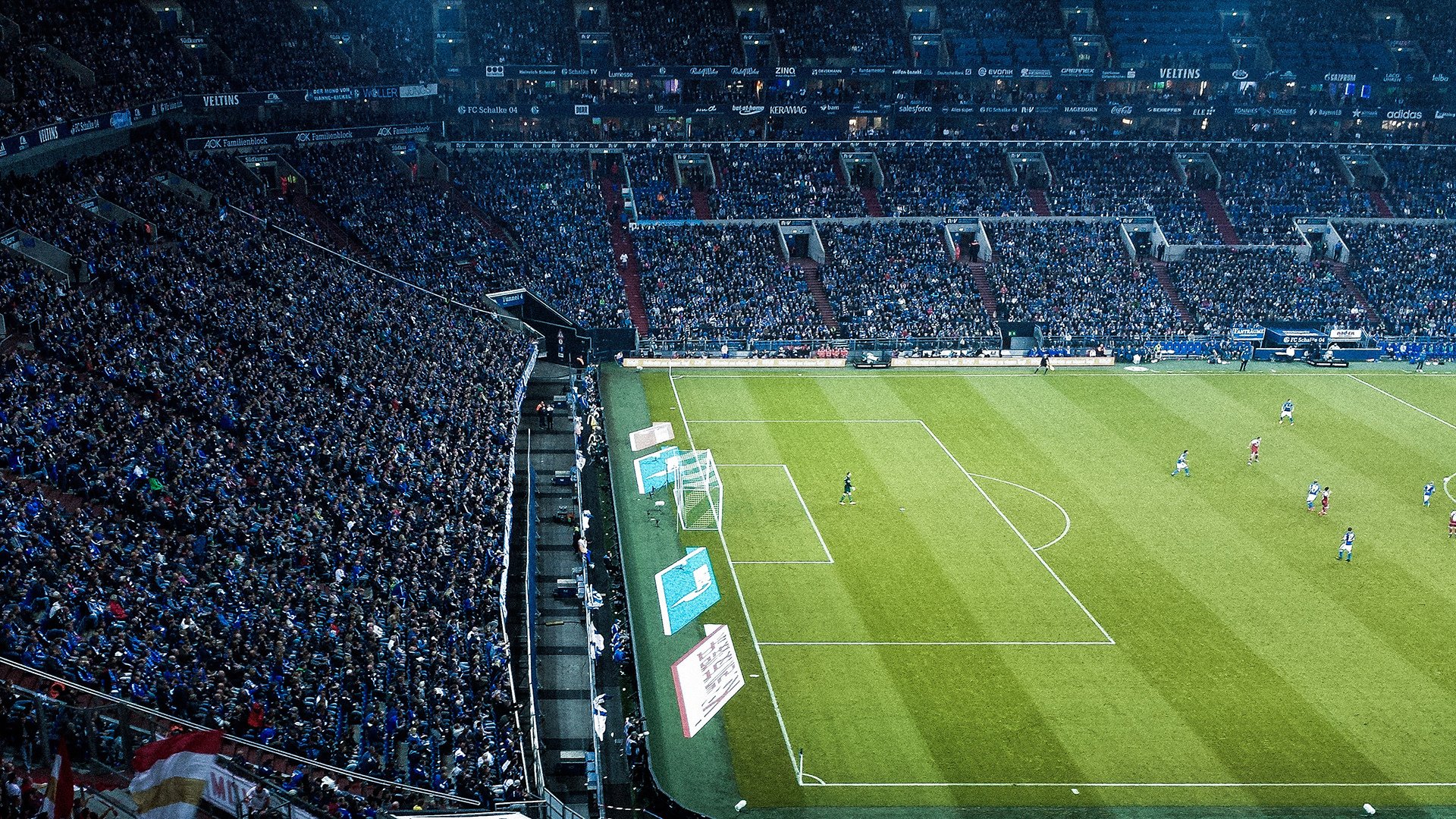 Jiuyou-切尔西防守漏洞重重，2-2战平卡拉巴赫，晋级之路更加艰难，切尔西战胜巴萨